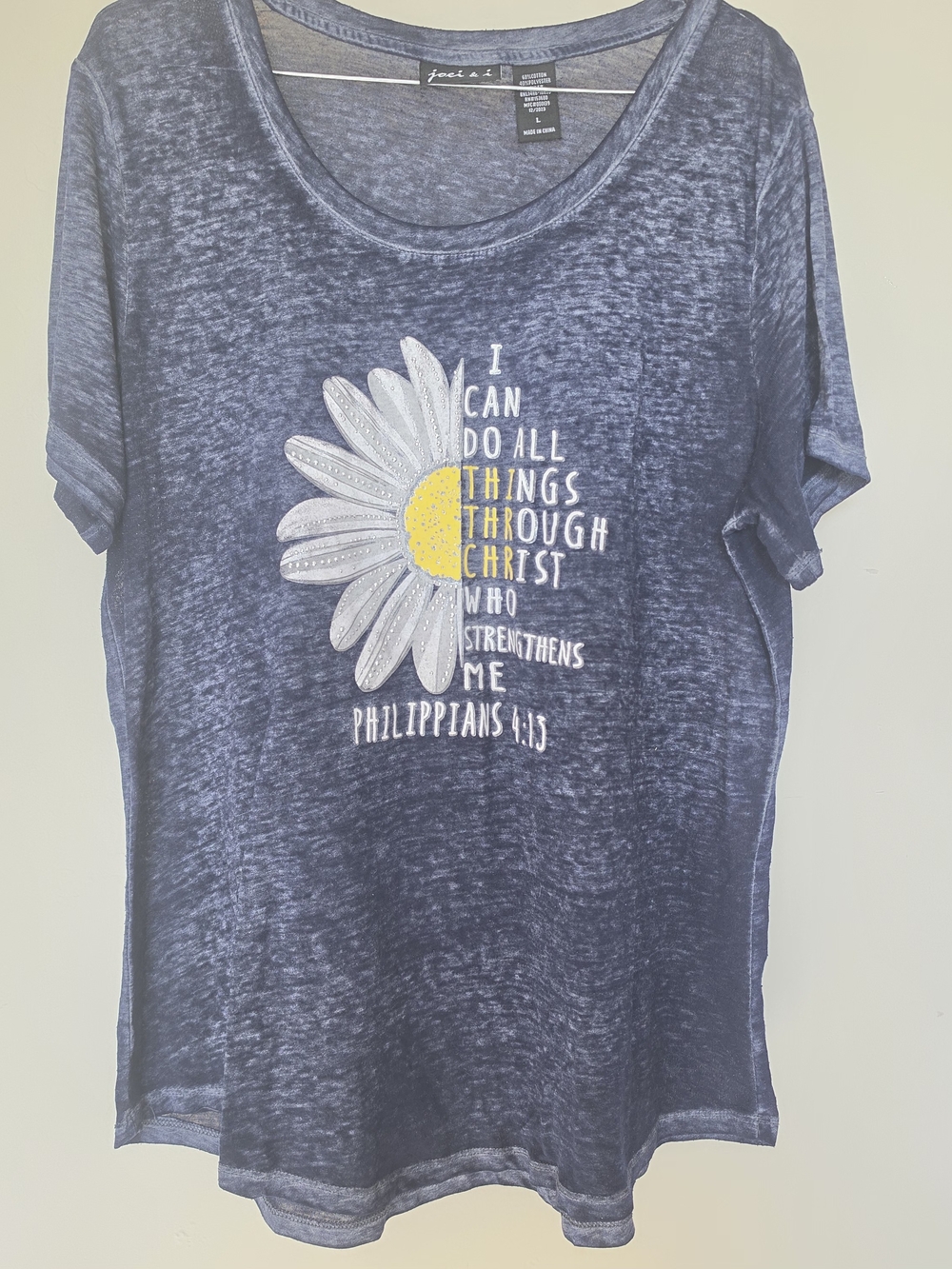 Frenchi Navy Daisy Graphic Short Sleeve Tee with Philippians Quote